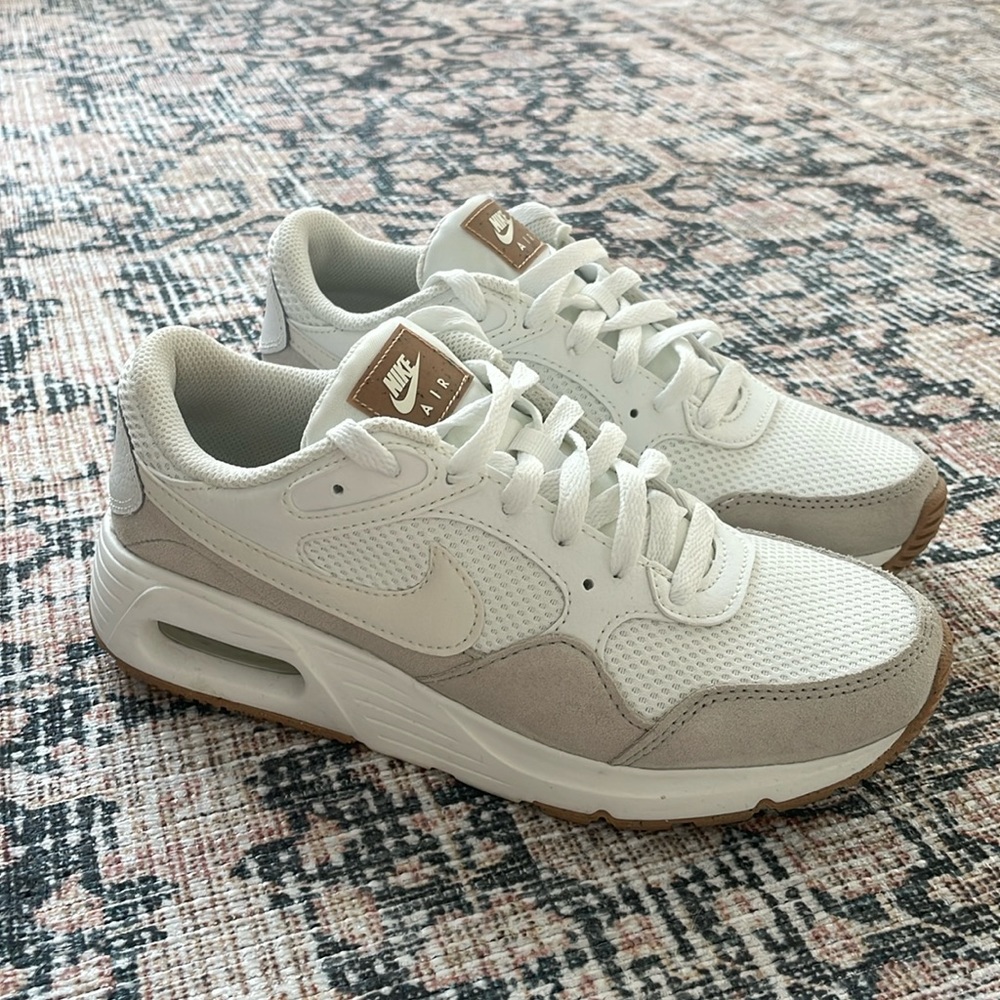 Nike Women’s Air Max